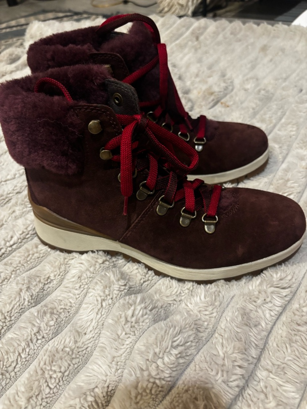 Women's Burgundy Suede Fur-Trim Lace-Up Boots new . No box